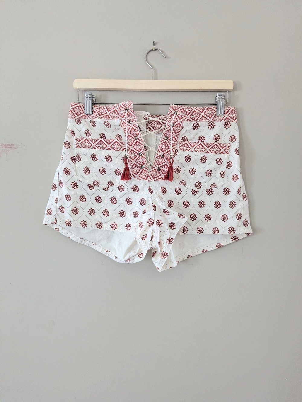 Farm Rio White Lace Up Floral Printed High Rise Shorts Size 36/4/6